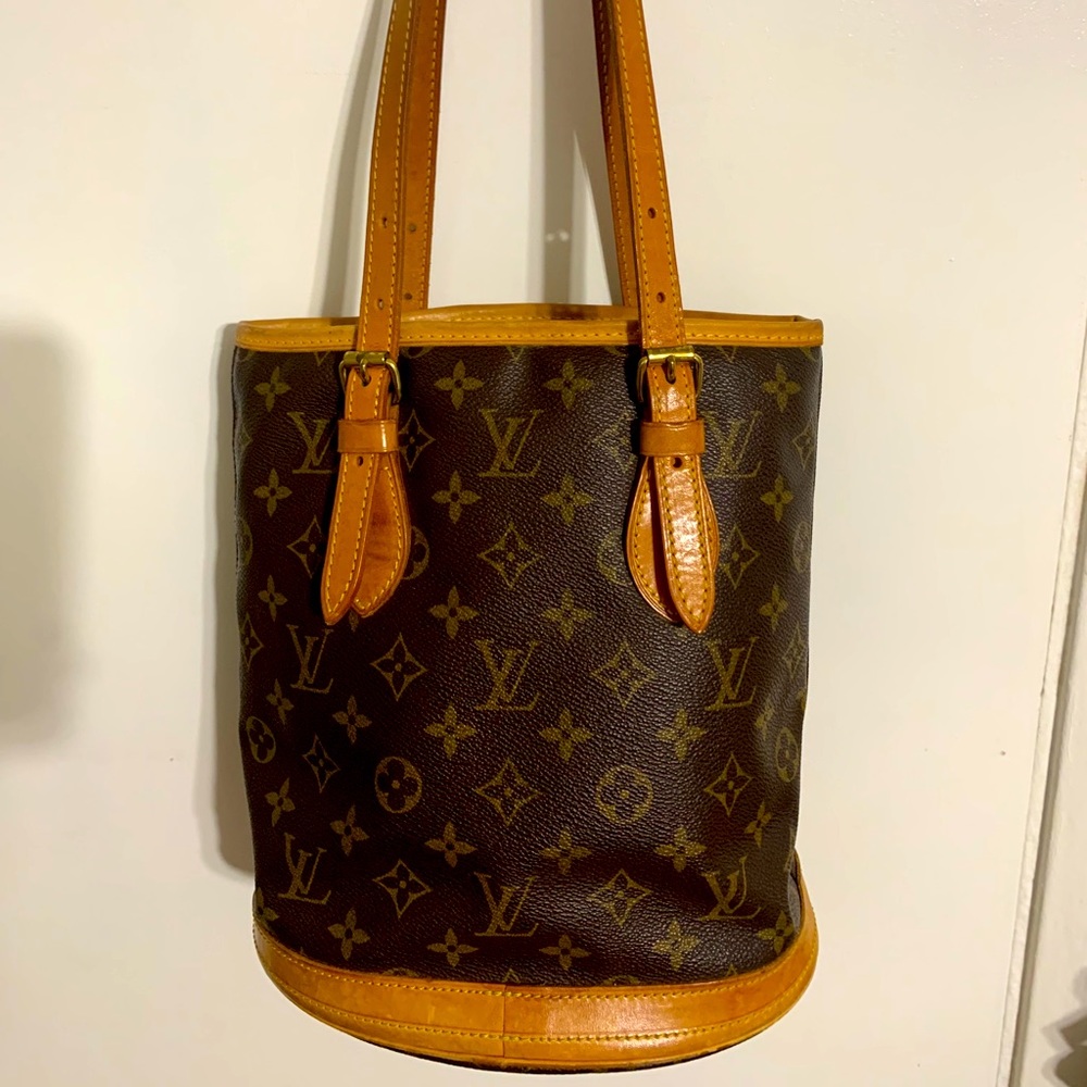 Louis Vuitton Monogram Bucket PM